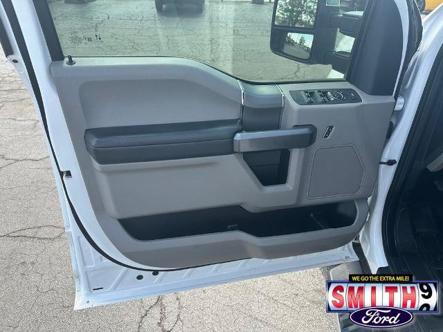 Certified 2022 Ford F250 XLT w/ XLT Premium Package AWD/4WD image 25