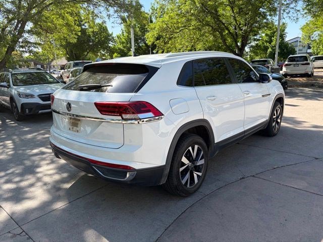 Used 2022 Volkswagen Atlas Cross Sport SE FWD image 7