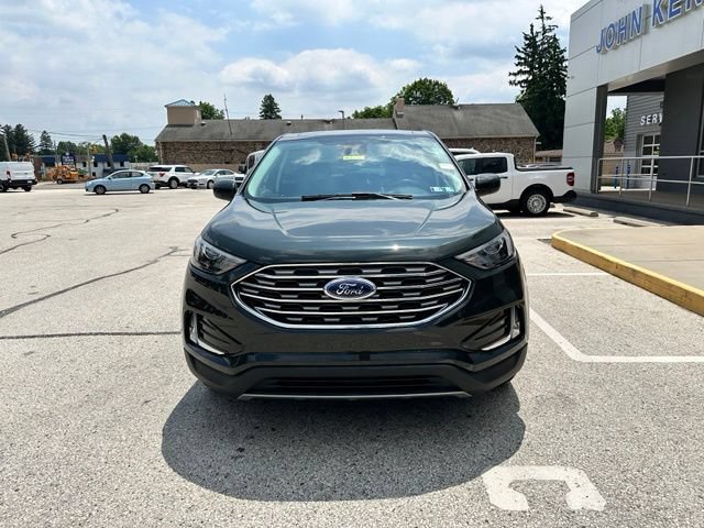 Certified 2022 Ford Edge SEL w/ Convenience Package AWD/4WD image 3