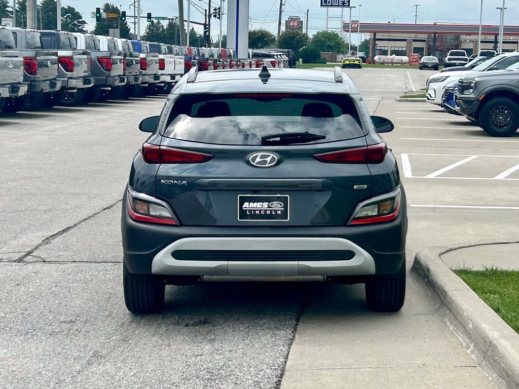 Used 2022 Hyundai Kona SEL AWD/4WD image 5