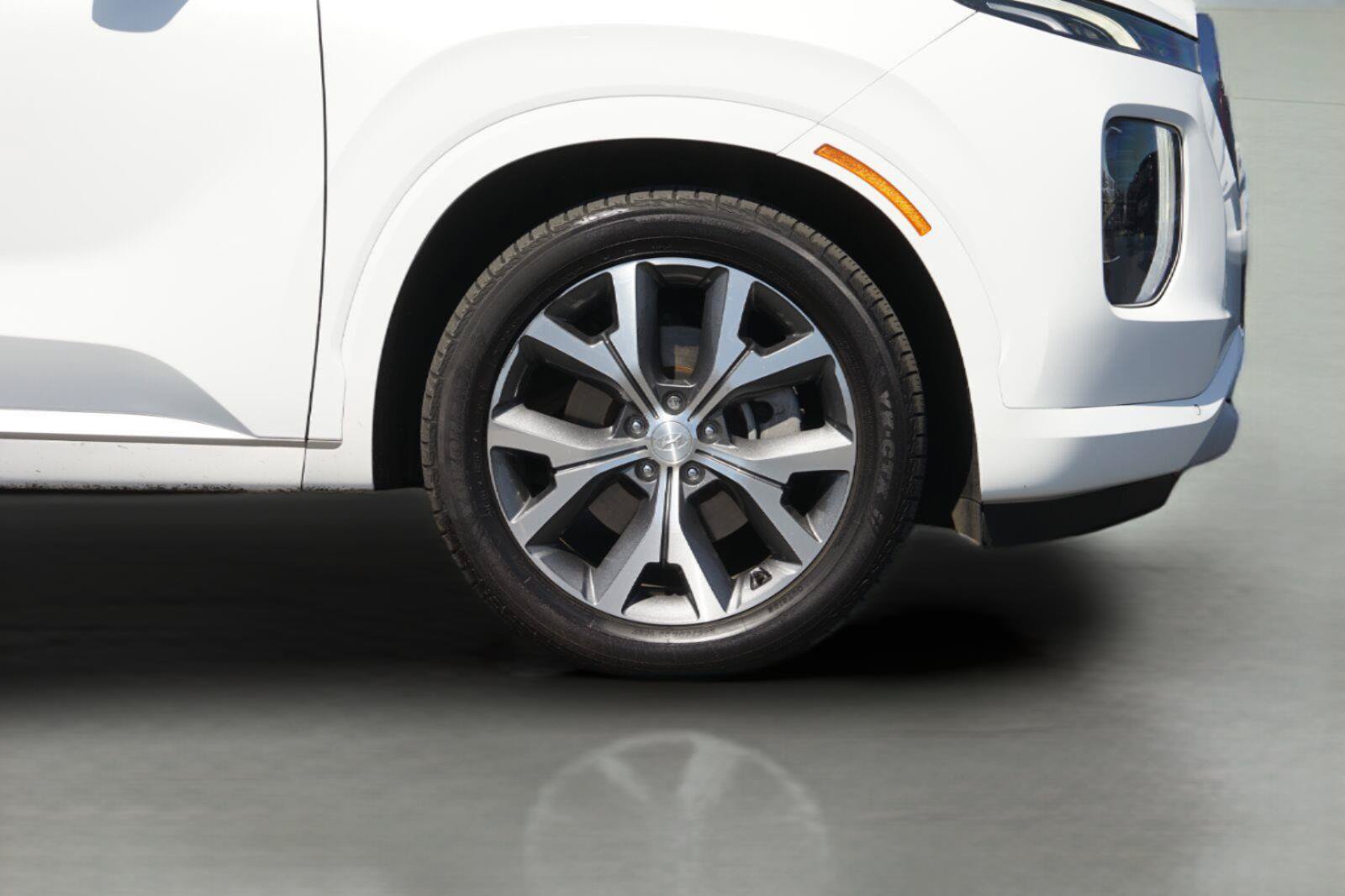 Used 2022 Hyundai Palisade Limited FWD image 4