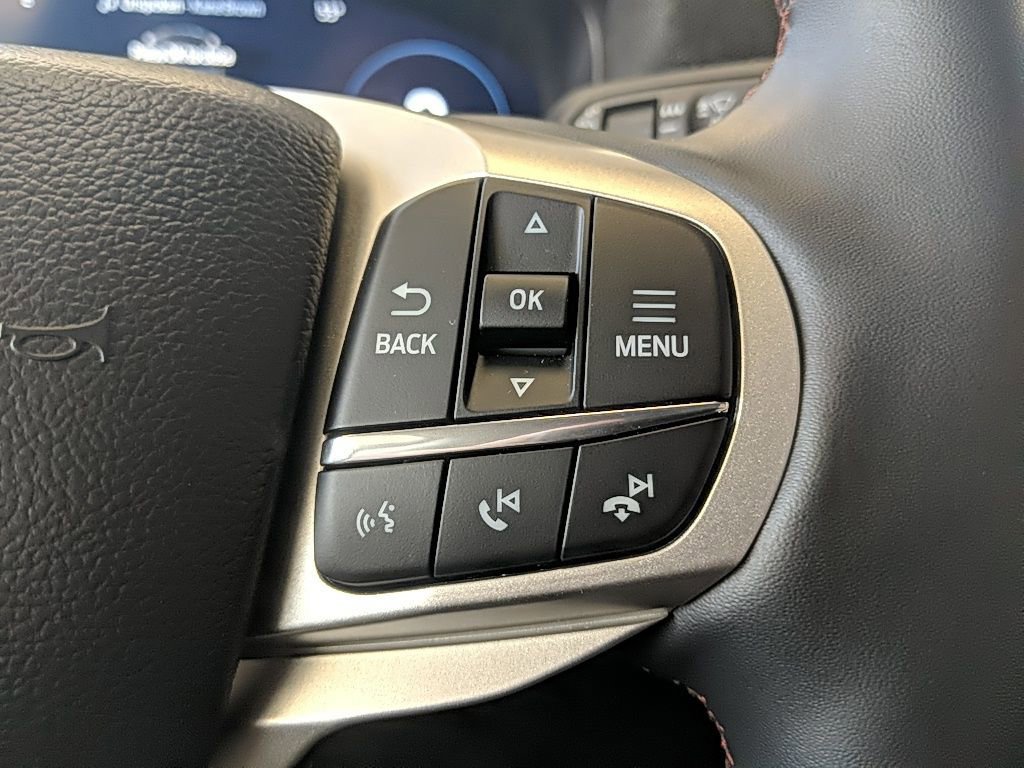 Certified 2025 Ford Explorer Active image 19