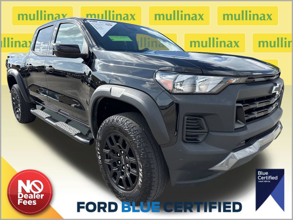 Used 2023 Chevrolet Colorado Trail Boss AWD/4WD image 1