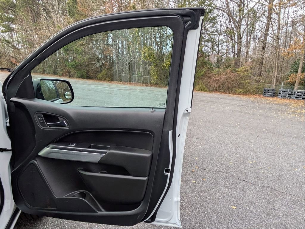 Used 2022 Chevrolet Colorado LT w/ Fleet Safety Package image 23