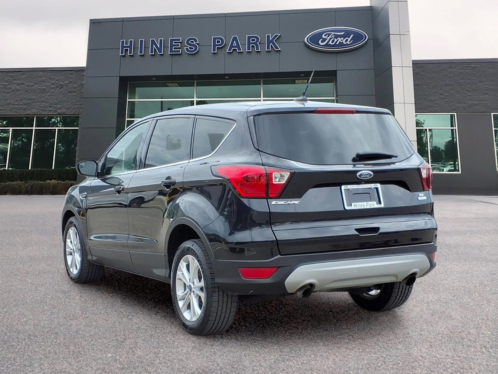 Certified 2019 Ford Escape SE FWD image 5