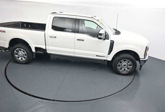 Certified 2025 Ford F350 Lariat w/ Lariat Ultimate Package AWD/4WD image 32