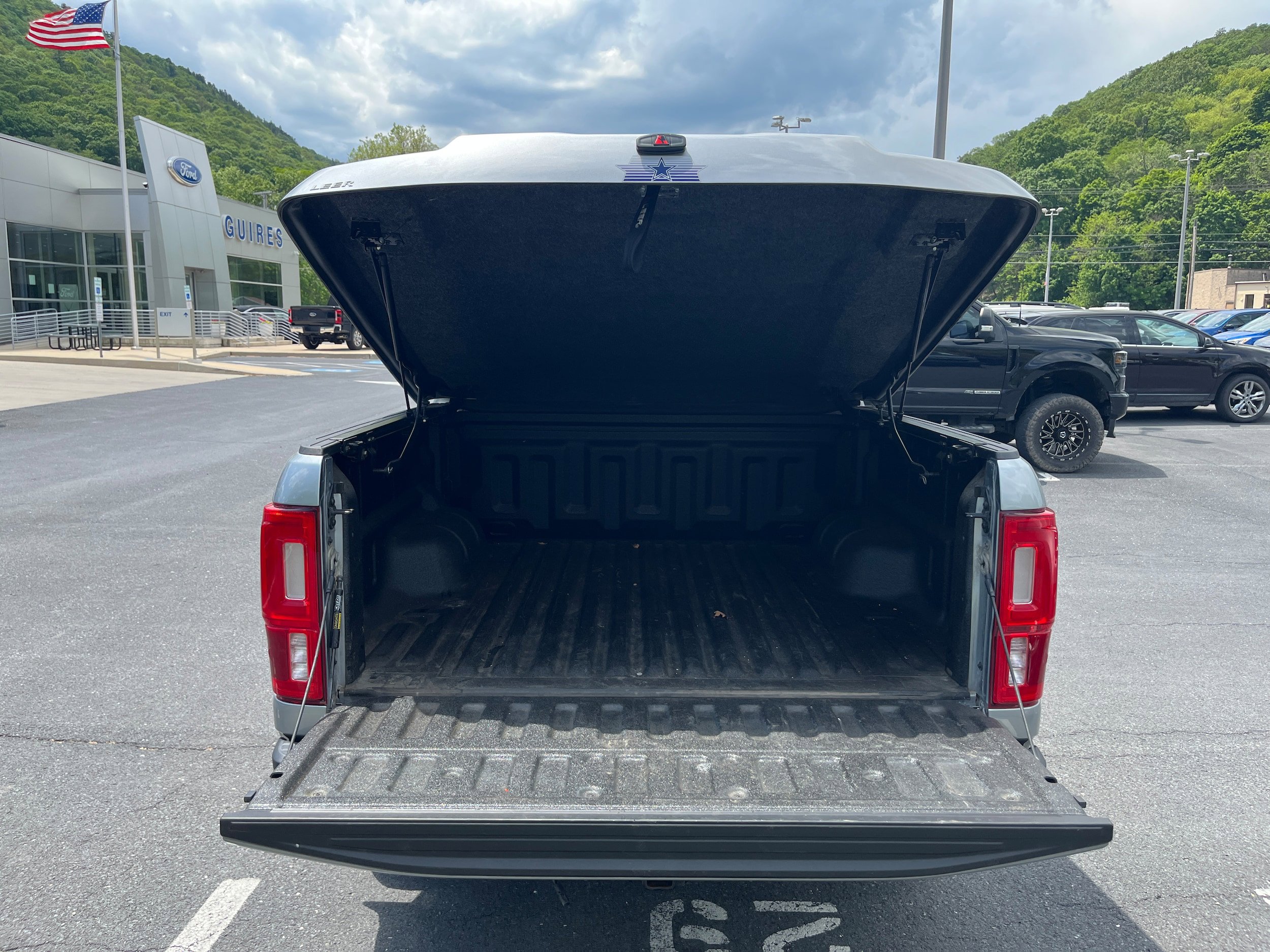 Certified 2023 Ford Ranger Lariat w/ Trailer Tow Package AWD/4WD image 7
