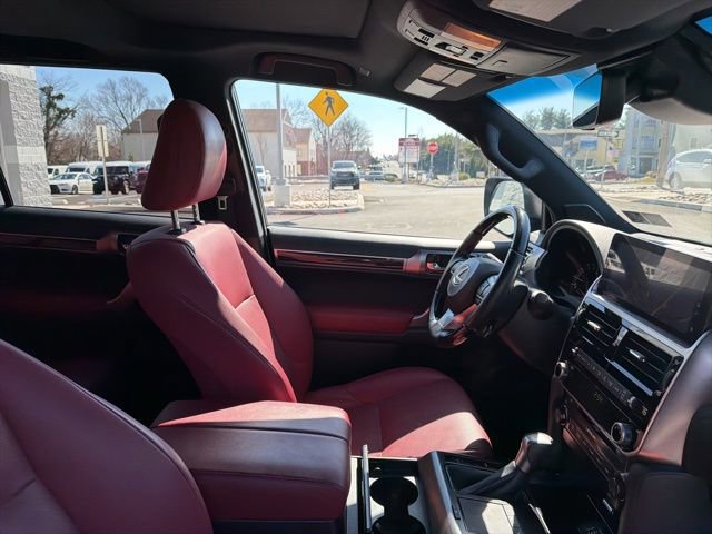 Used 2023 Lexus GX 460 Premium w/ Premium Package image 41