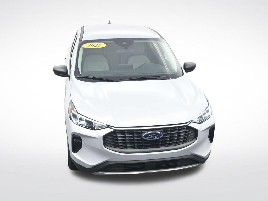Certified 2025 Ford Escape Active w/ Cold Weather Package AWD/4WD image 25