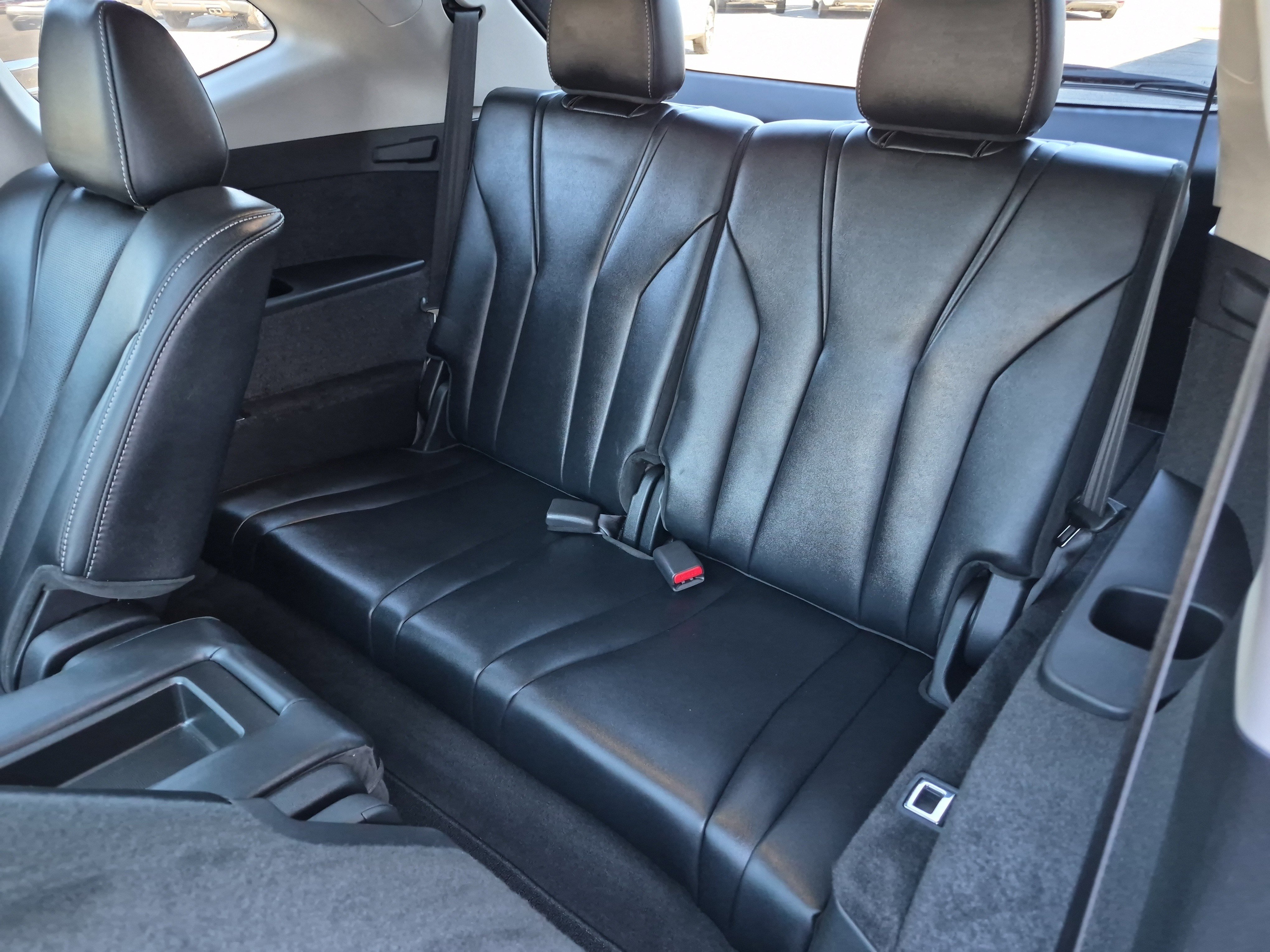 Used 2023 Acura MDX SH-AWD w/ Technology Package image 17