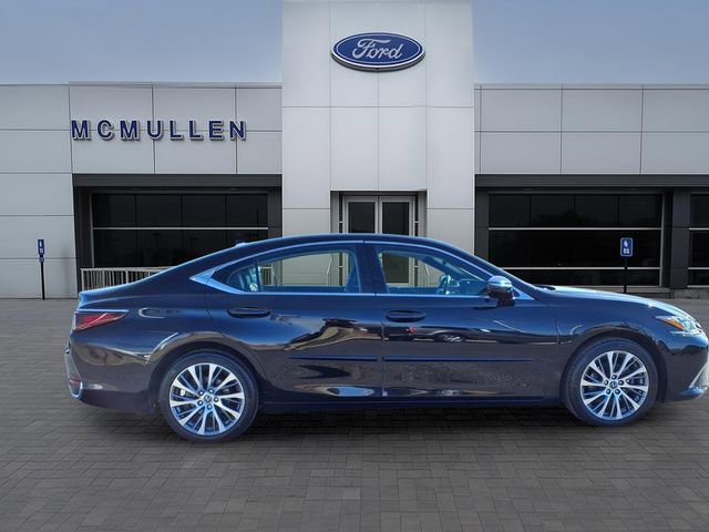 Used 2021 Lexus ES 250 250 w/ Premium Package image 2