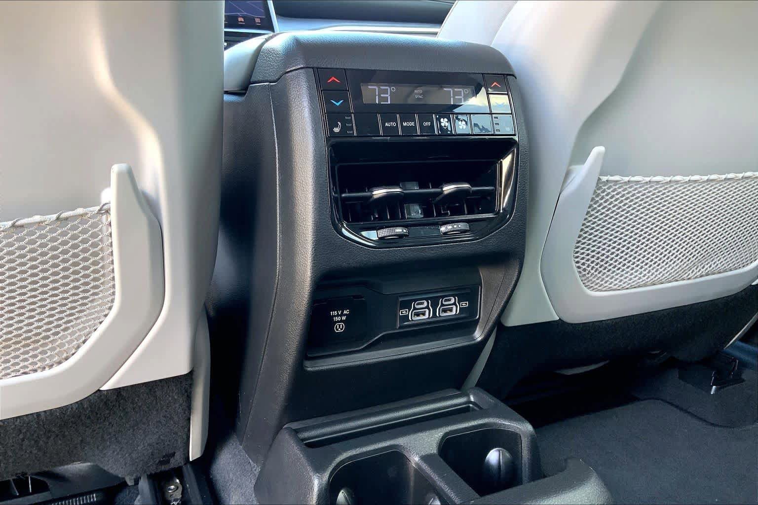 Used 2021 Jeep Grand Cherokee L Overland w/ Luxury Tech Group IV RWD image 69
