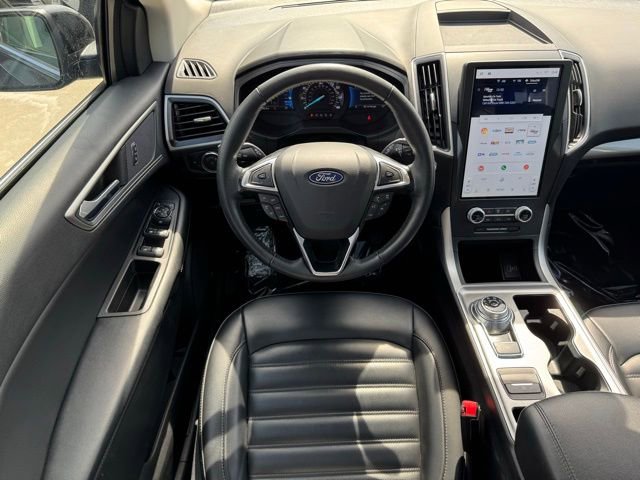 Certified 2024 Ford Edge SEL w/ Convenience Package AWD/4WD image 5