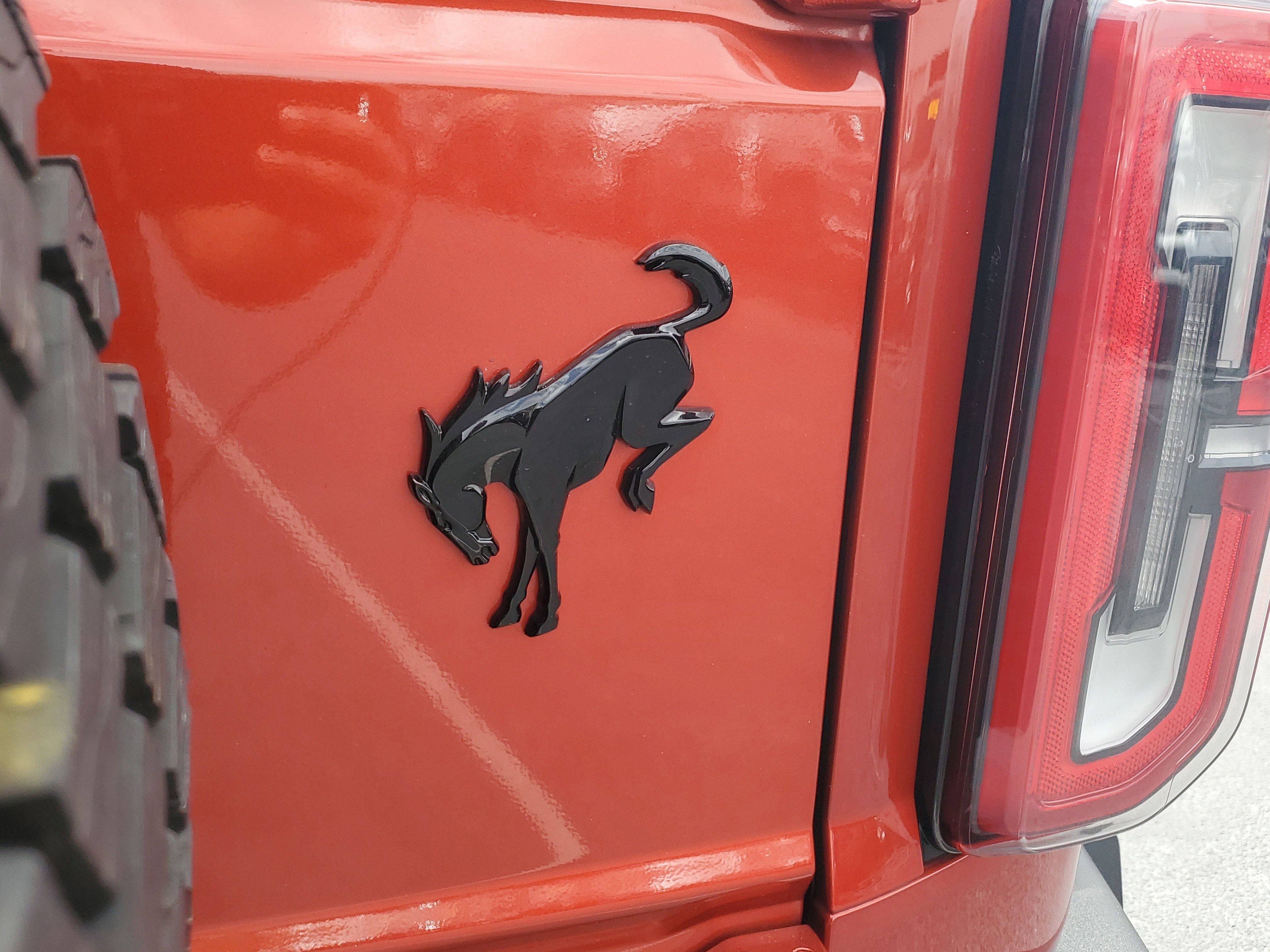 Certified 2024 Ford Bronco Wildtrak image 9