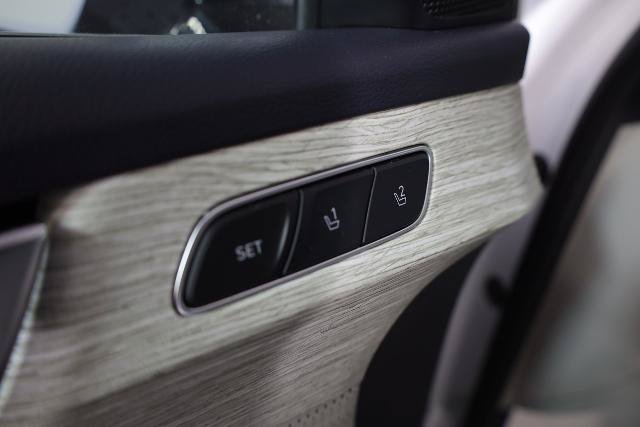 Used 2025 Hyundai Palisade Calligraphy AWD/4WD image 34