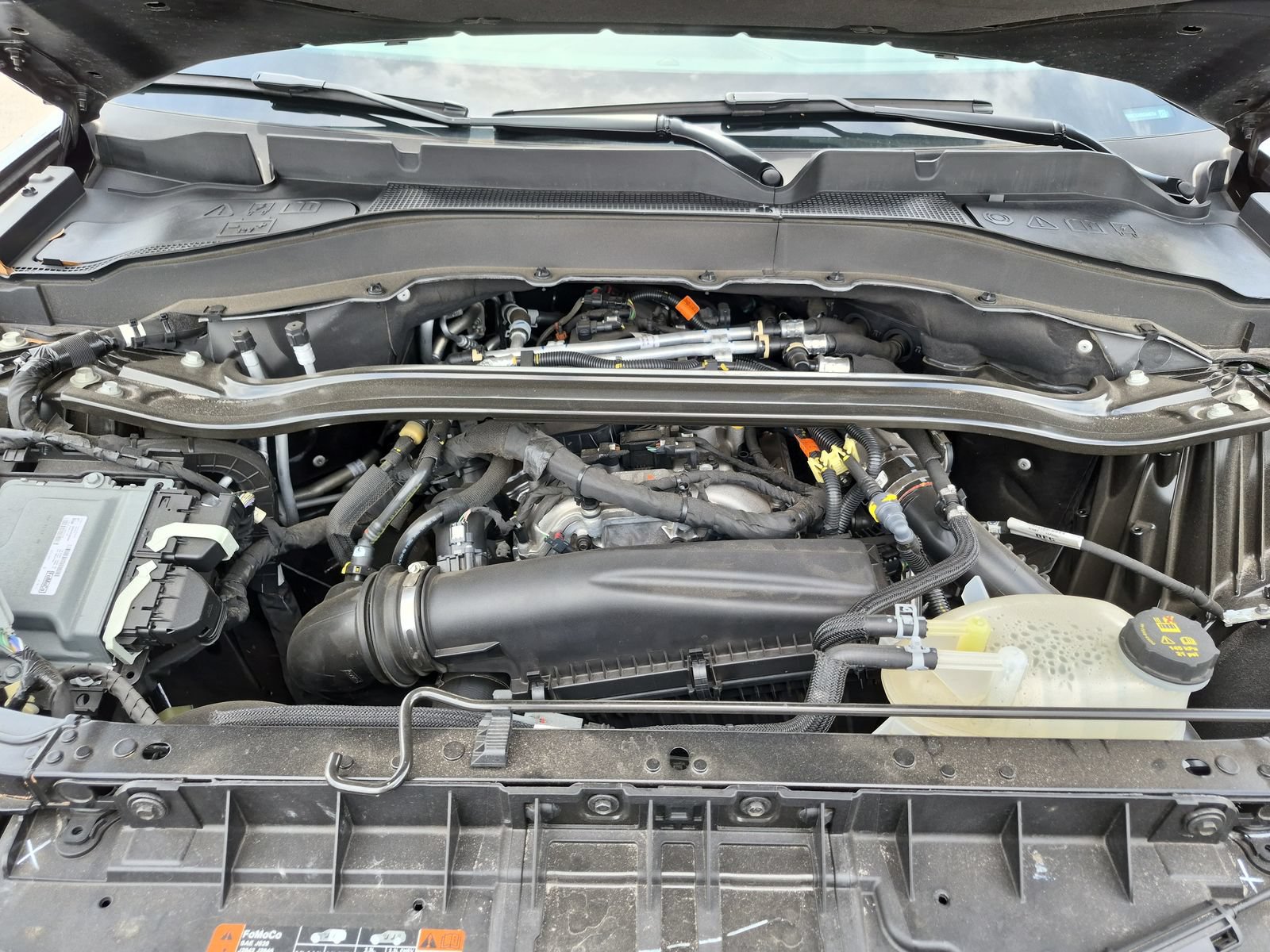 Certified 2025 Ford Explorer ST-Line w/ Premium Package RWD image 21
