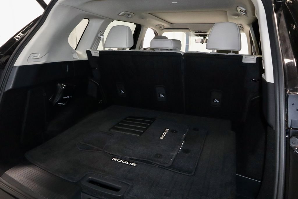 Used 2023 Nissan Rogue SV w/ SV Premium B Package AWD/4WD image 13