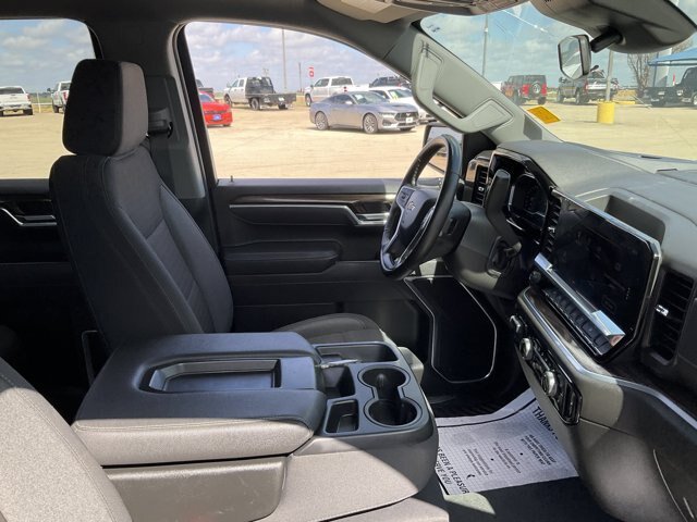 Used 2025 Chevrolet Silverado 1500 LT w/ Safety Package AWD/4WD image 19