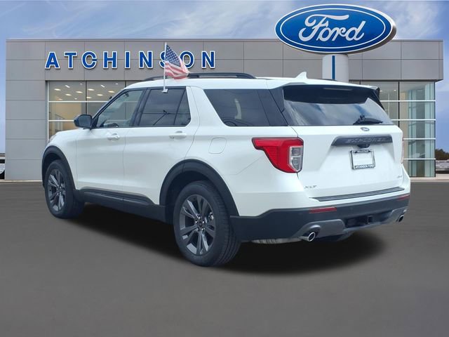 Certified 2022 Ford Explorer XLT w/ Equipment Group 202A AWD/4WD image 8