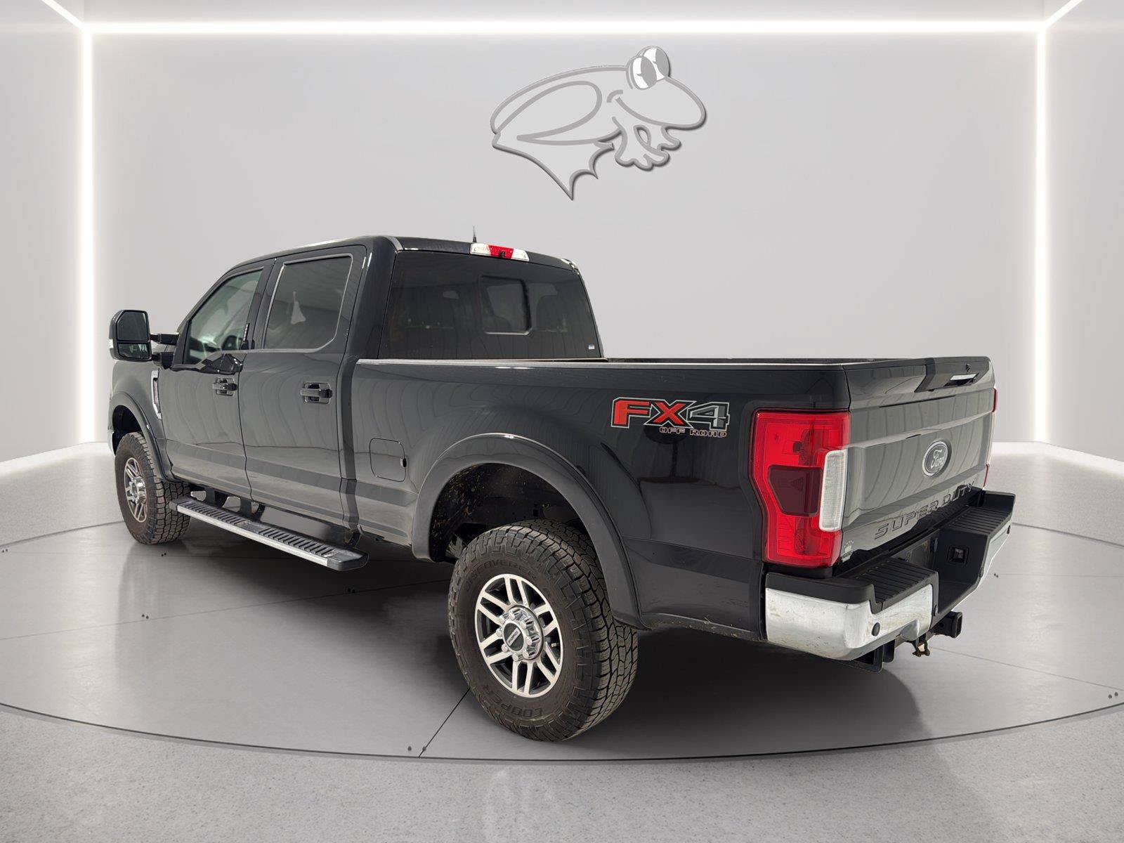 Certified 2019 Ford F250 Lariat w/ Lariat Ultimate Package AWD/4WD image 3