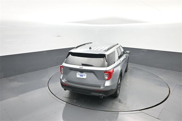 Certified 2023 Ford Explorer XLT w/ Equipment Group 202A image 27
