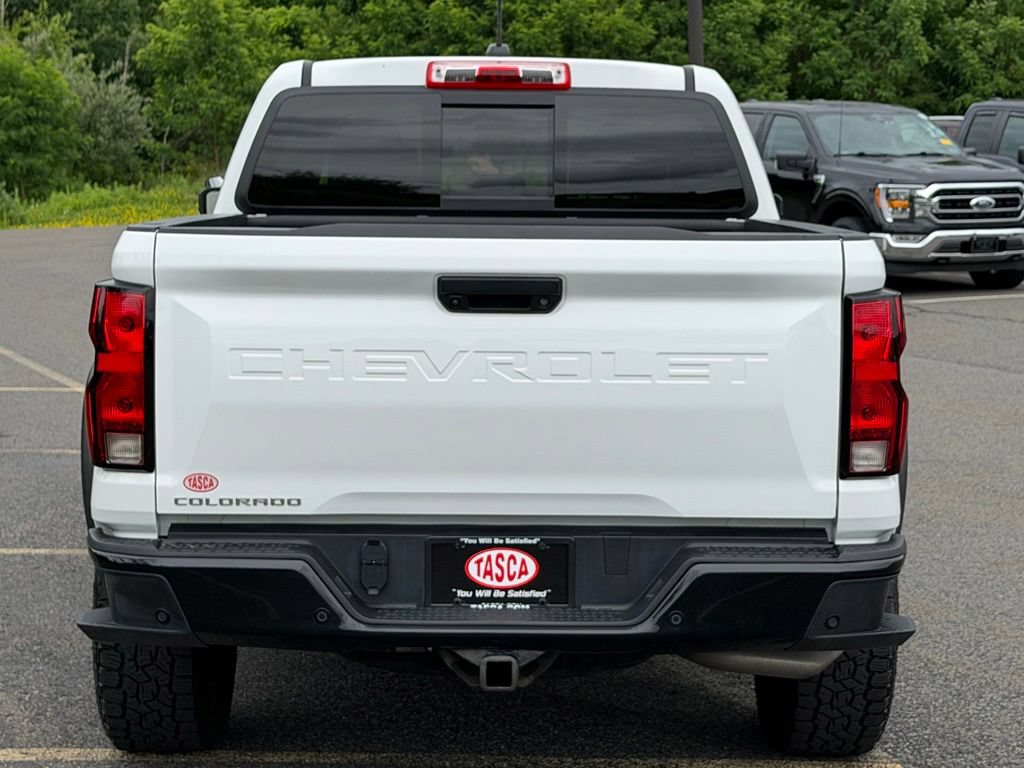 Used 2024 Chevrolet Colorado Trail Boss w/ Technology Package AWD/4WD image 23