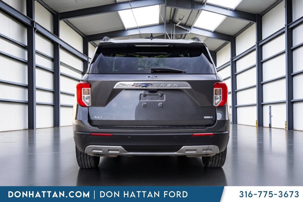 Certified 2020 Ford Explorer XLT w/ Equipment Group 202A AWD/4WD image 24