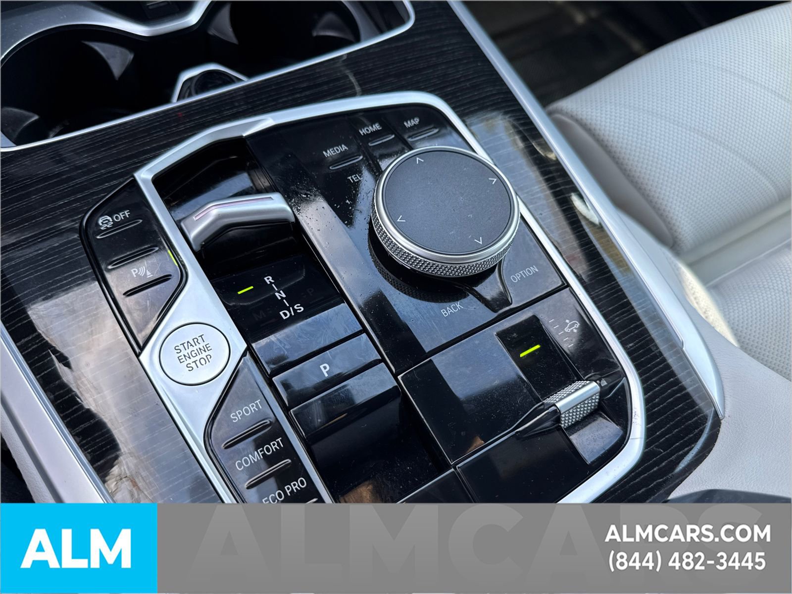 Used 2024 BMW X7 xDrive40i w/ M Sport Package image 36