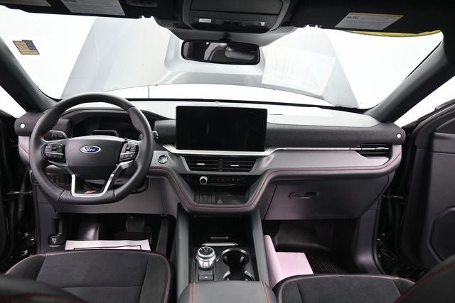 Certified 2025 Ford Explorer ST AWD/4WD image 23