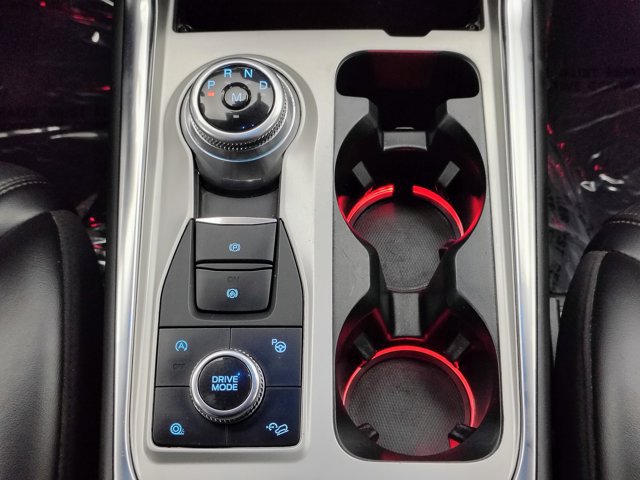 Certified 2020 Ford Explorer Platinum w/ Premium Technology Package AWD/4WD image 31