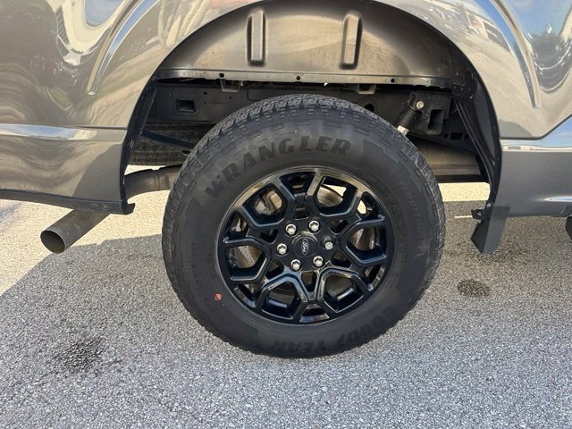 Certified 2024 Ford F150 XLT w/ XLT Black Appearance Package AWD/4WD image 30