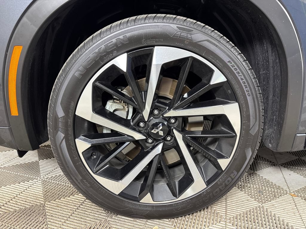 Used 2024 Mitsubishi Outlander SEL FWD image 9