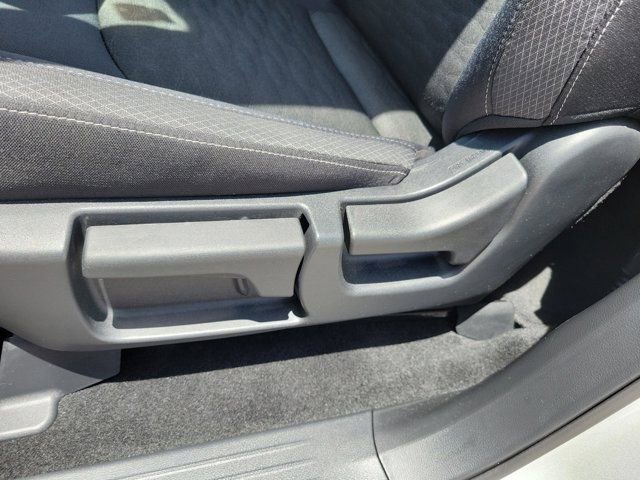 Used 2025 Nissan Pathfinder S FWD image 23
