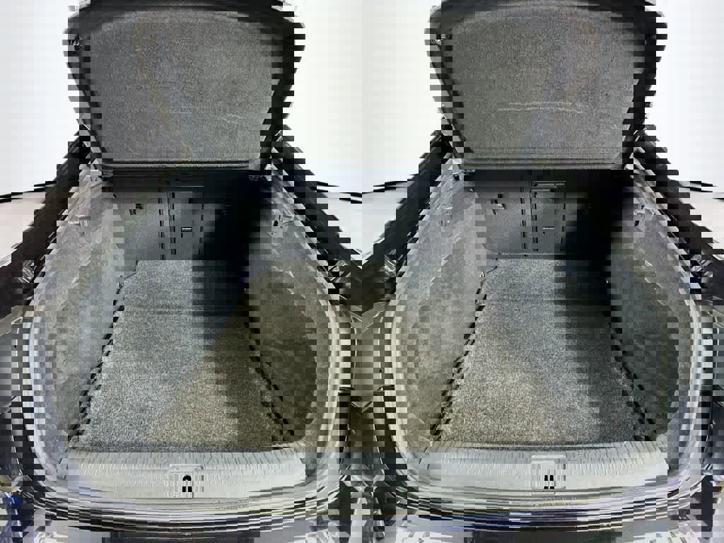 Used 2021 Volkswagen Arteon SE image 24