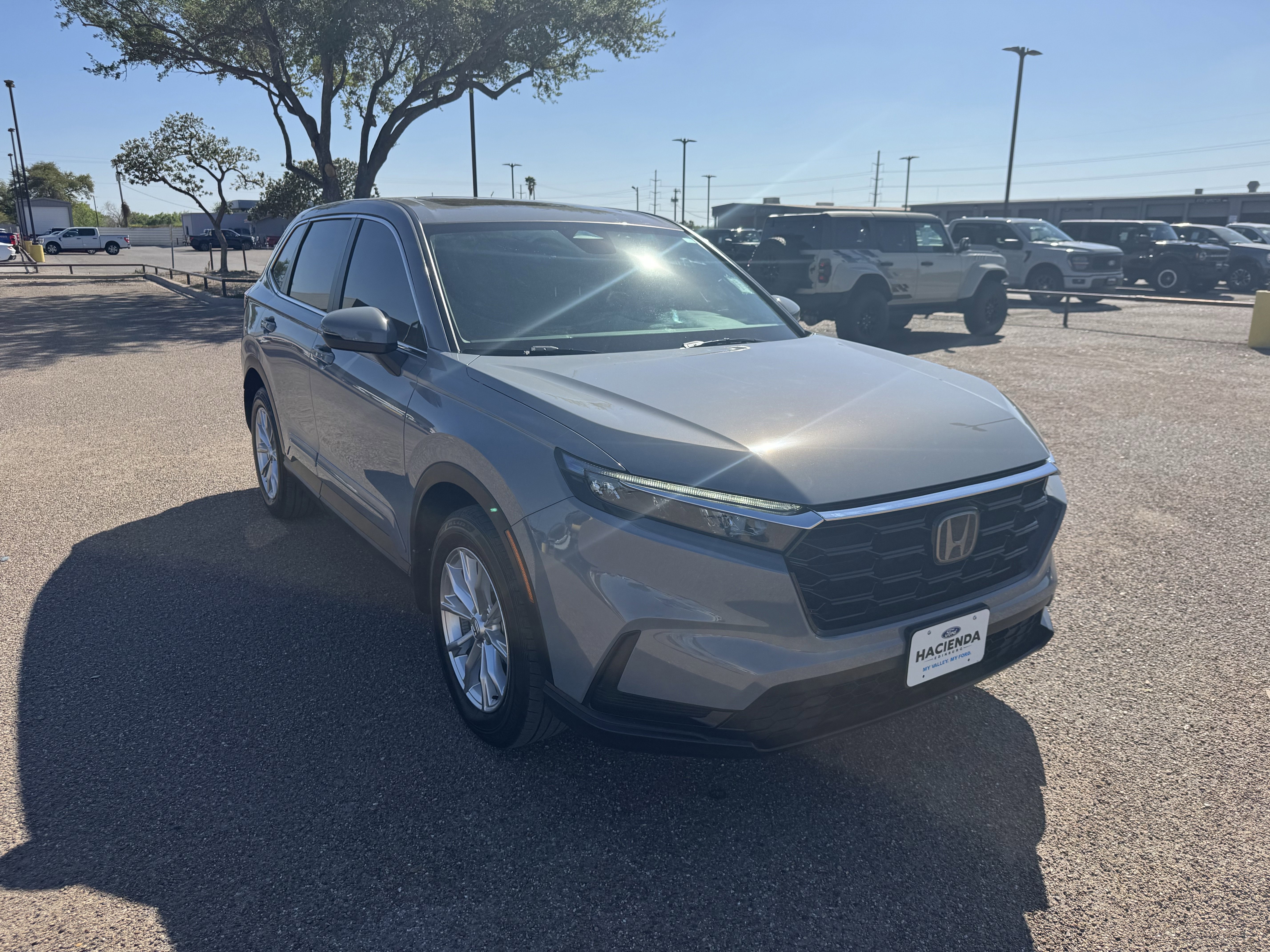 Used 2025 Honda CR-V EX image 5