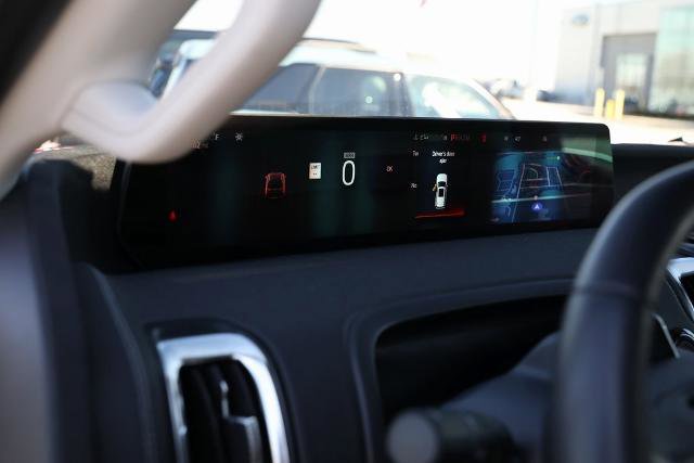 Certified 2025 Ford Expedition Max Platinum w/ Driver's Package image 32