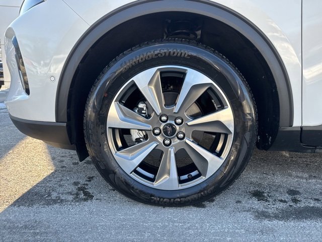 Certified 2023 Ford Escape Platinum w/ Premium Technology Package image 13