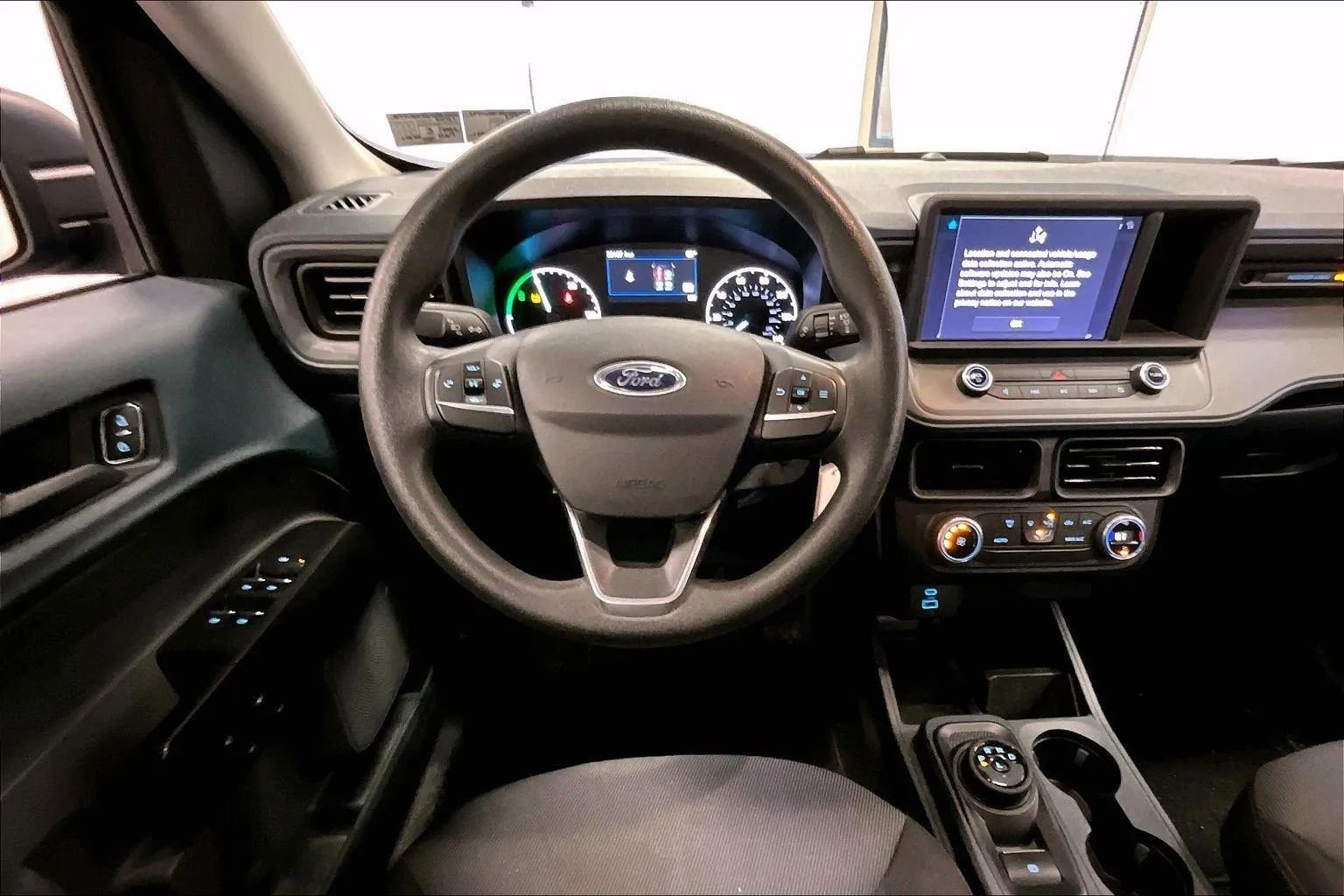 Certified 2022 Ford Maverick XL image 5