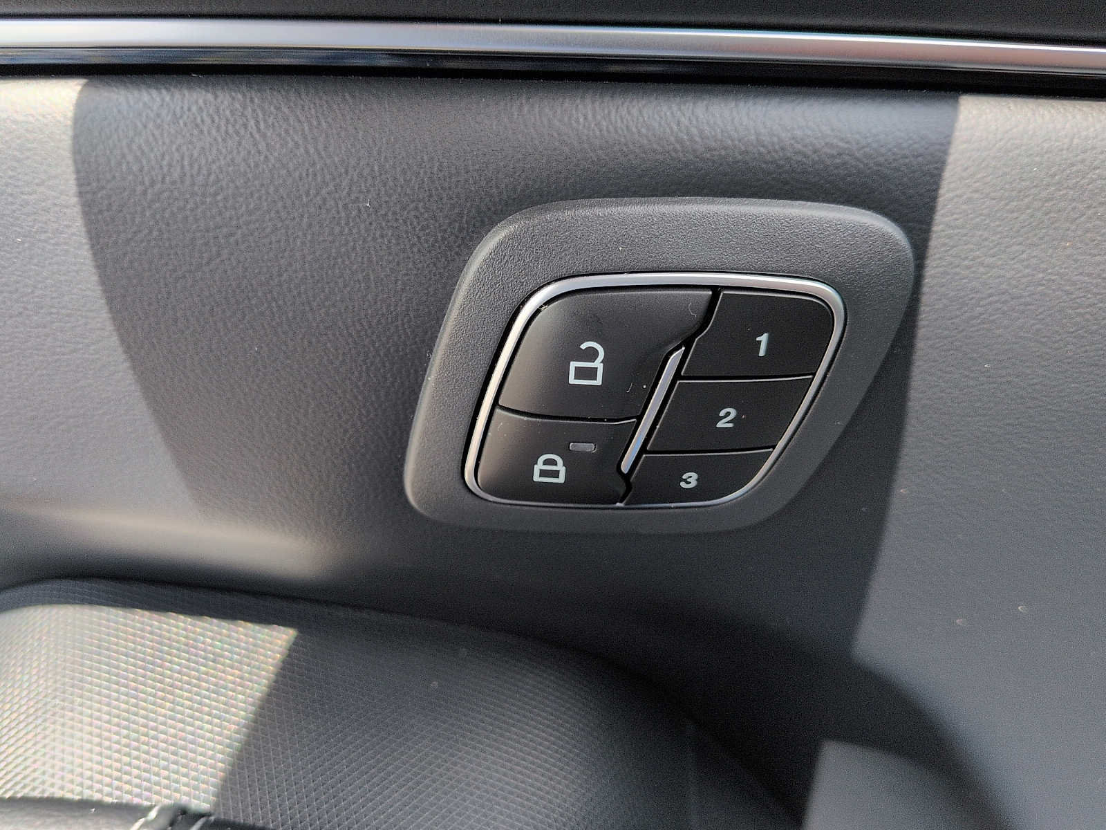 Certified 2025 Ford Mustang Mach-E Select w/ Comfort Package Lite RWD image 15