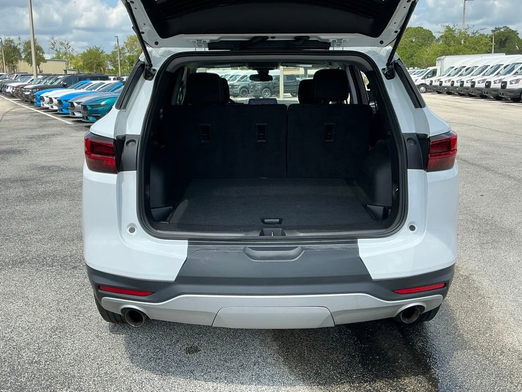 Used 2025 Chevrolet Blazer LT FWD image 15