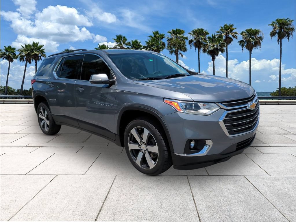 Used 2021 Chevrolet Traverse LT w/ LT Premium Package