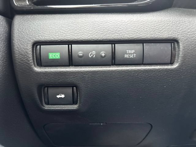 Used 2024 Nissan Sentra SV FWD image 25