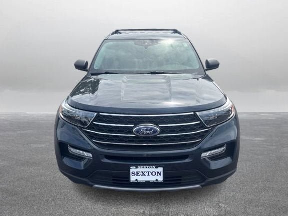 Certified 2023 Ford Explorer XLT w/ Equipment Group 202A AWD/4WD image 4