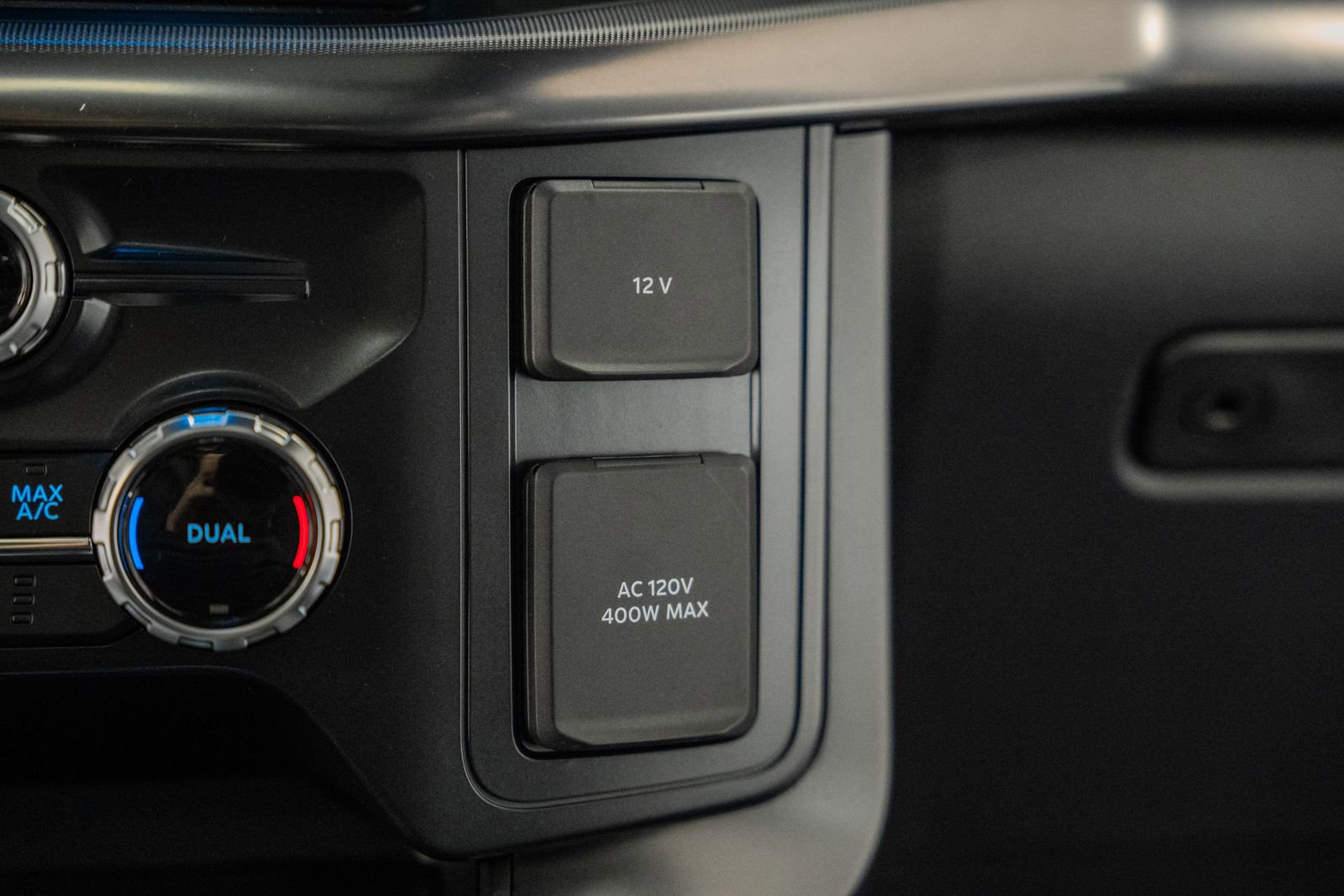 Certified 2024 Ford F150 Lariat image 27