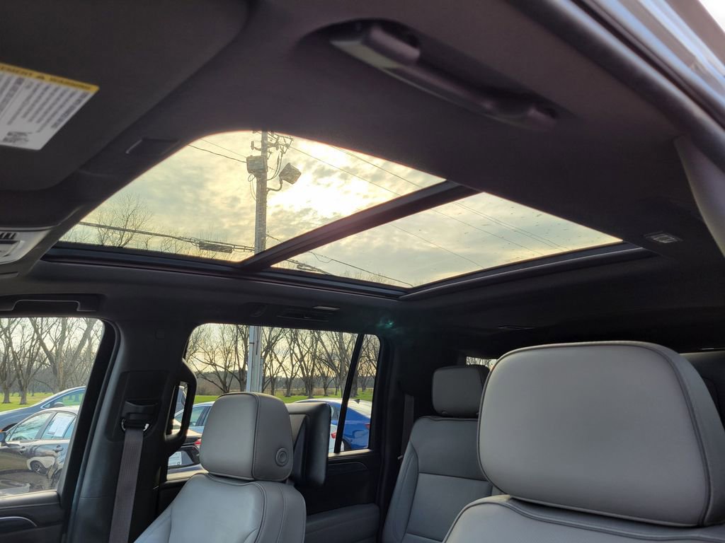 Used 2021 GMC Yukon XL SLT w/ Rear Media and Nav Package image 24