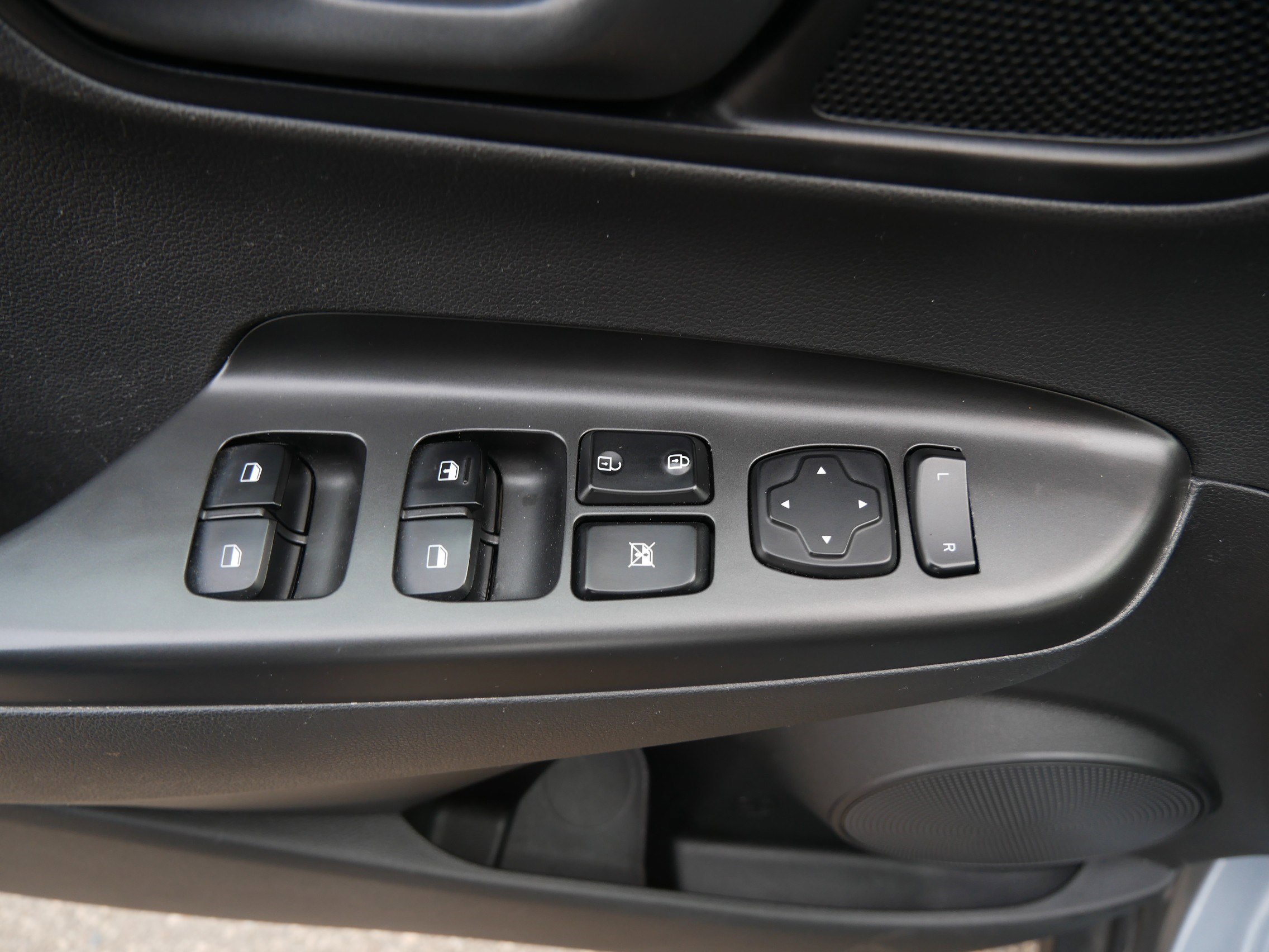 Used 2021 Hyundai Kona SE image 20