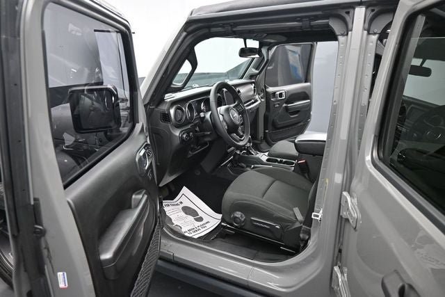 Used 2023 Jeep Wrangler Unlimited Sport AWD/4WD image 18