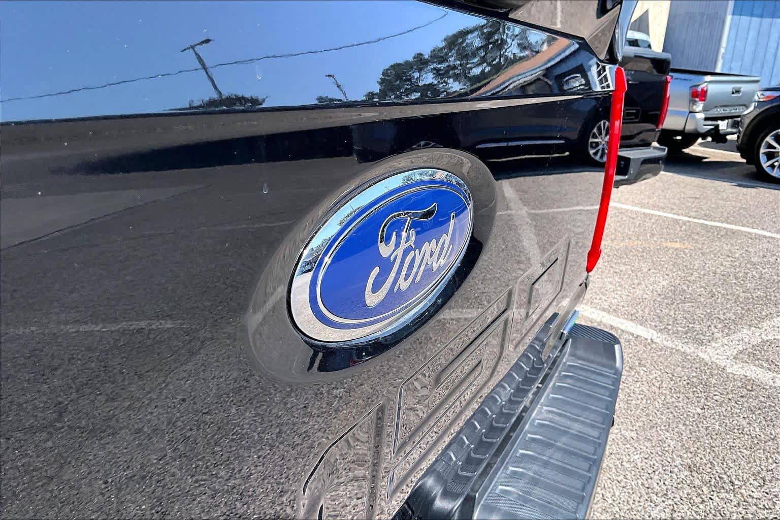 Certified 2022 Ford F150 XL w/ STX Appearance Package RWD image 31