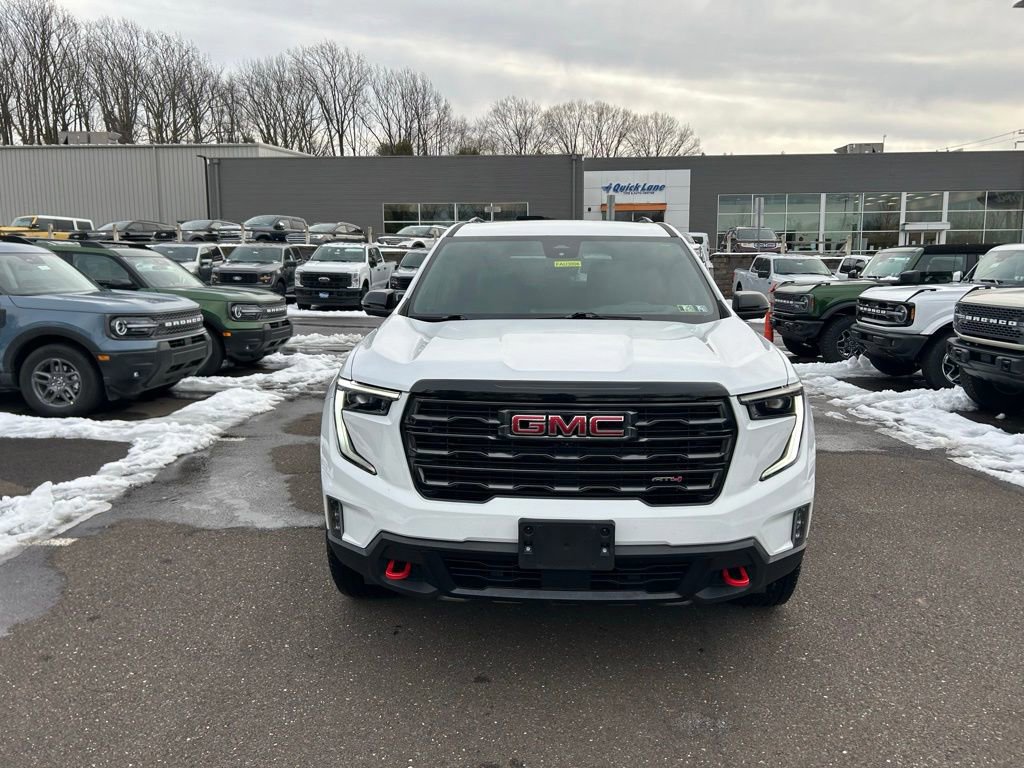 Used 2024 GMC Acadia AT4 w/ Luxury Package image 7