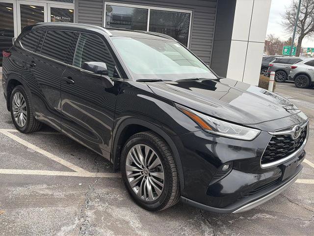 Used 2021 Toyota Highlander Platinum image 7
